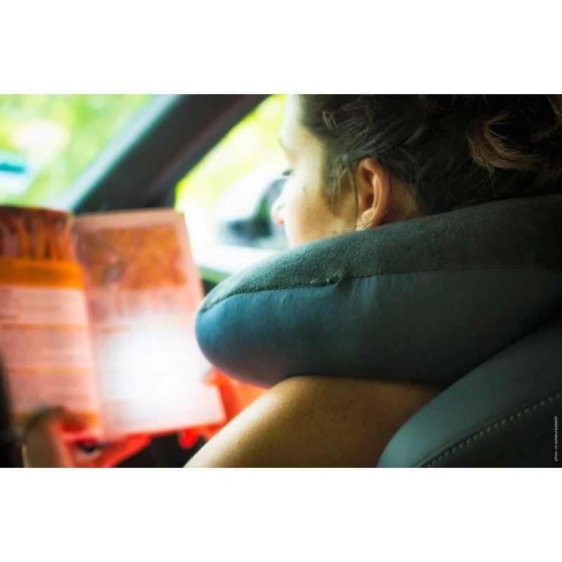 CAO Oreiller De Voyage Avec LED 4 CAO Oreiller De Voyage Avec LED – Image 2